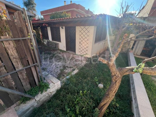 appartamento in vendita a Roma in zona Dragona/Bagnoletto