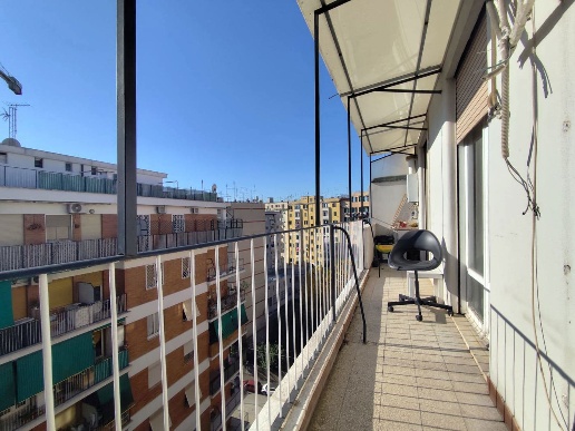 appartamento in vendita a Roma in zona Ostiense