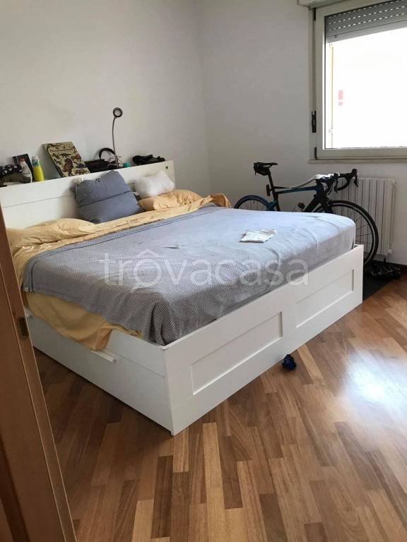 appartamento in vendita a Roma in zona Ardeatino