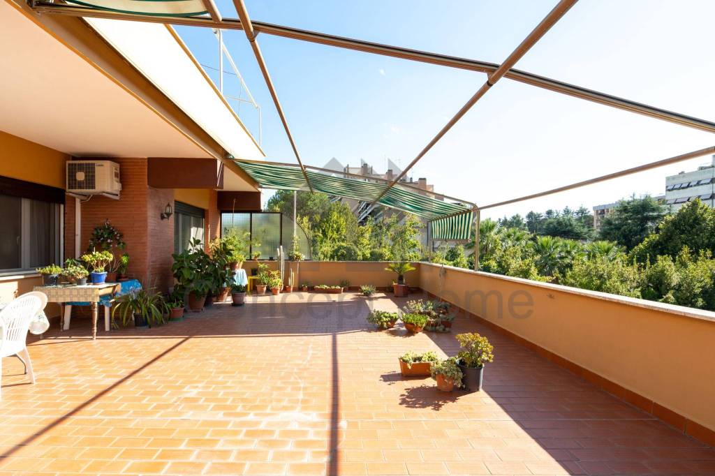 appartamento in vendita a Roma in zona Spinaceto