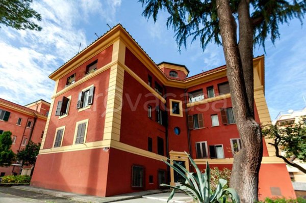 appartamento in vendita a Roma in zona Nomentano