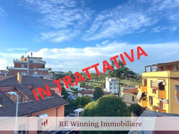 appartamento in vendita a Roma in zona Colle del Sole