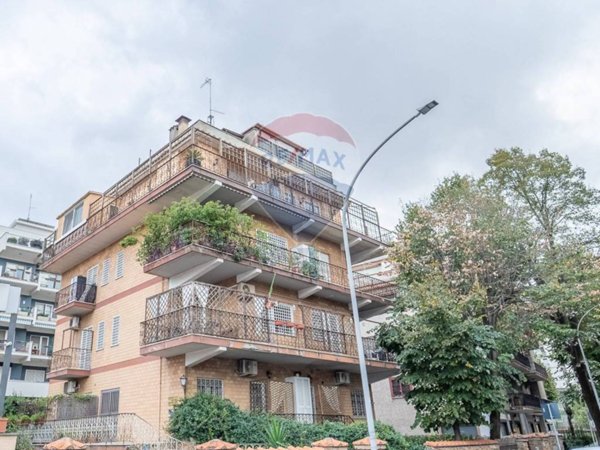 appartamento in vendita a Roma in zona Monte Sacro/Talenti