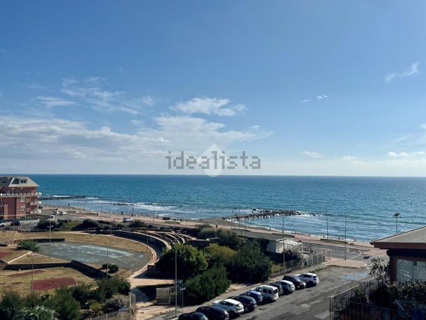 appartamento in vendita a Roma in zona Ostia