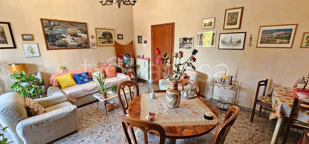 appartamento in vendita a Roma in zona Prima Porta