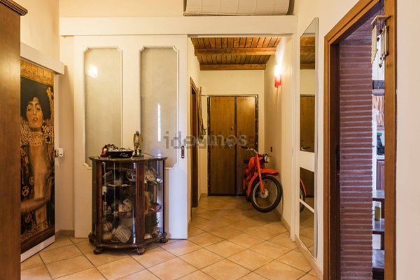 appartamento in vendita a Roma in zona Casal Morena