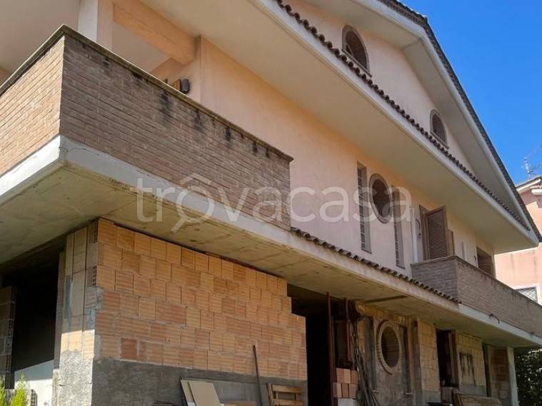 casa indipendente in vendita a Roma in zona Dragona/Bagnoletto