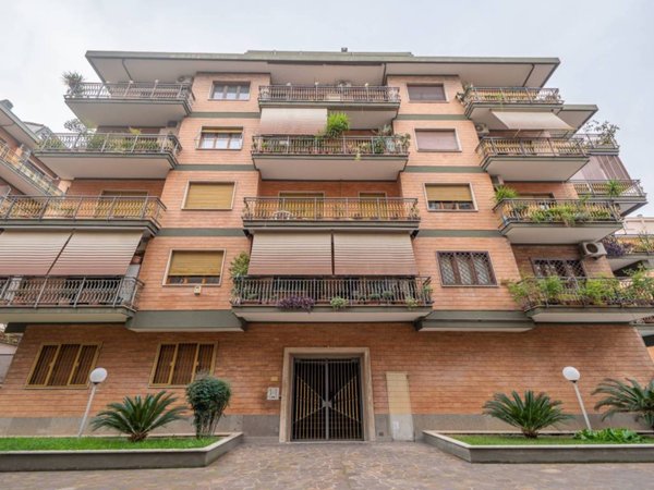 appartamento in vendita a Roma in zona Prenestino-Centocelle