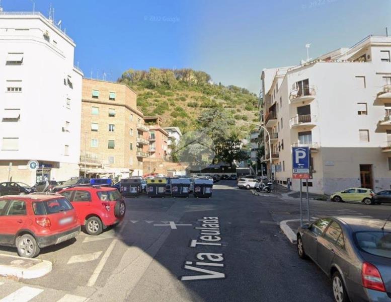 appartamento in vendita a Roma in zona Della Vittoria