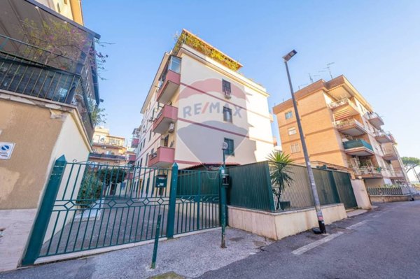 appartamento in vendita a Roma in zona Prenestino-Centocelle