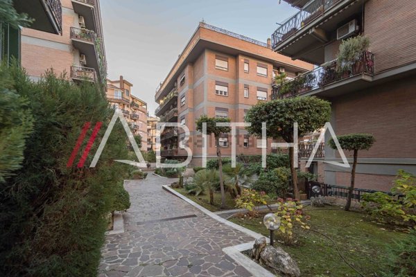 appartamento in vendita a Roma in zona Monte Sacro/Talenti