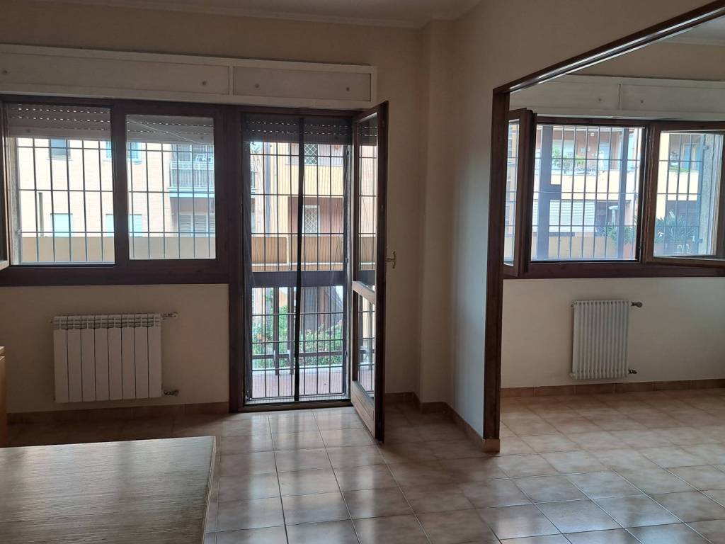appartamento in vendita a Roma in zona Giuliano Dalmata