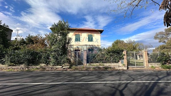 casa indipendente in vendita a Roma in zona Alessandrino