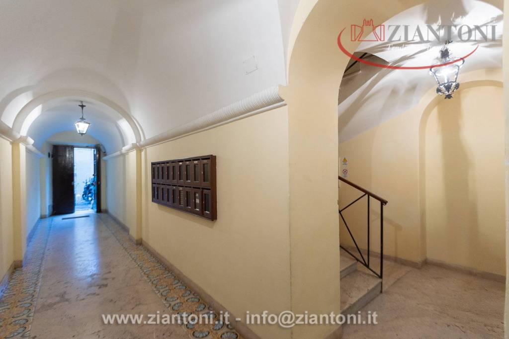 appartamento in vendita a Roma in zona Campo Marzio