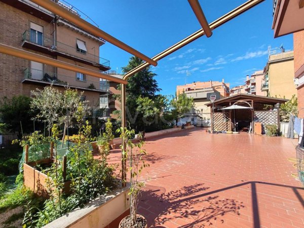 appartamento in vendita a Roma in zona La Pisana