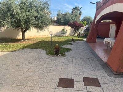 casa indipendente in vendita a Roma in zona Ponte di Nona