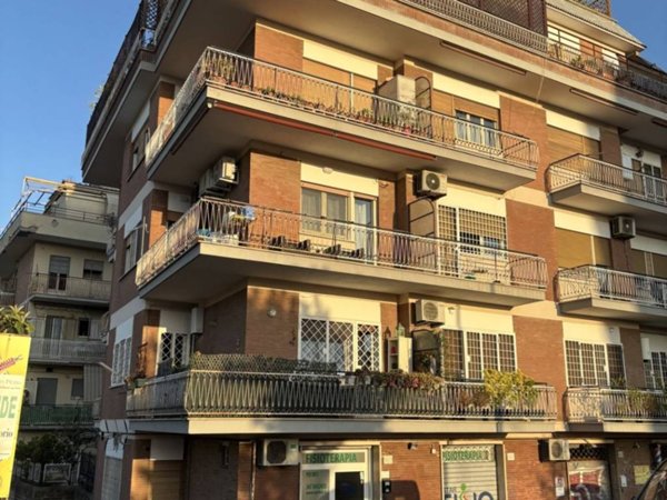 appartamento in vendita a Roma in zona Torrevecchia