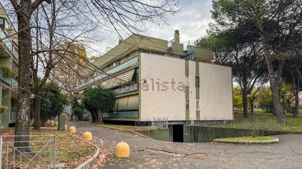 appartamento in vendita a Roma in zona Romanina