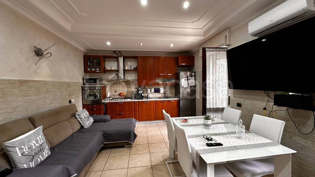 appartamento in vendita a Roma in zona Casalotti