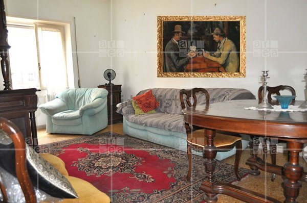 appartamento in vendita a Roma in zona Ardeatino