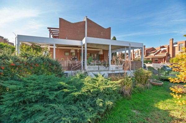 villa in vendita a Roma in zona La Giustiniana