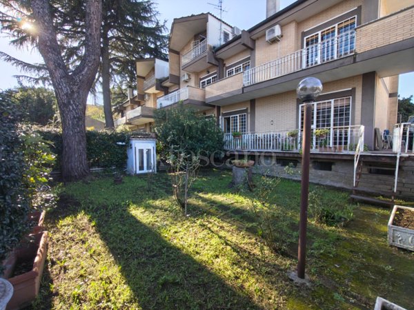 villa in vendita a Roma in zona Torrevecchia
