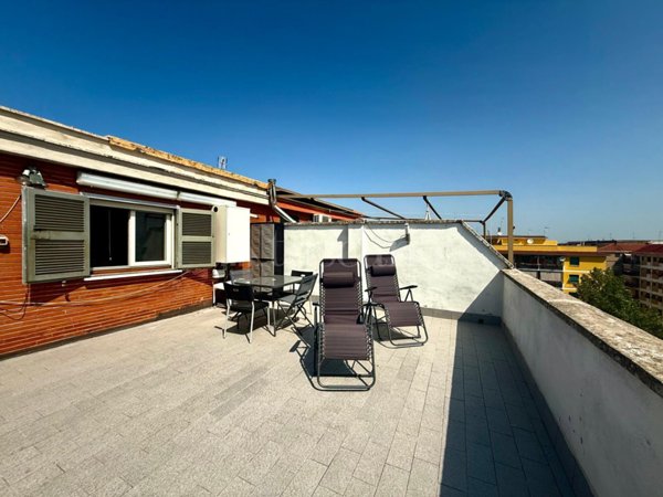 casa indipendente in vendita a Roma in zona Portuense