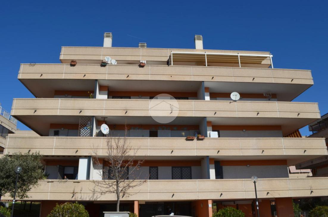appartamento in vendita a Roma in zona Ponte Mammolo