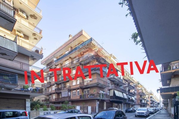 appartamento in vendita a Roma in zona Ostia Antica