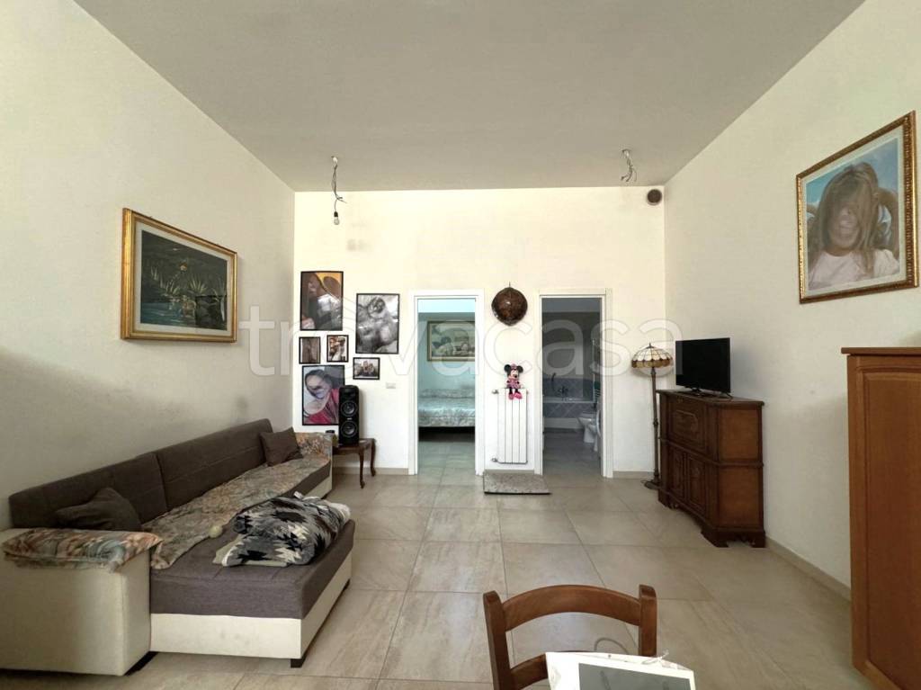 casa indipendente in vendita a Roma in zona Ponte di Nona