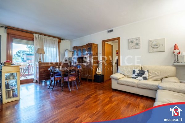 appartamento in vendita a Roma in zona Torrino