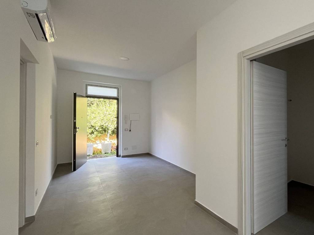 appartamento in vendita a Roma in zona Prenestino-Labicano