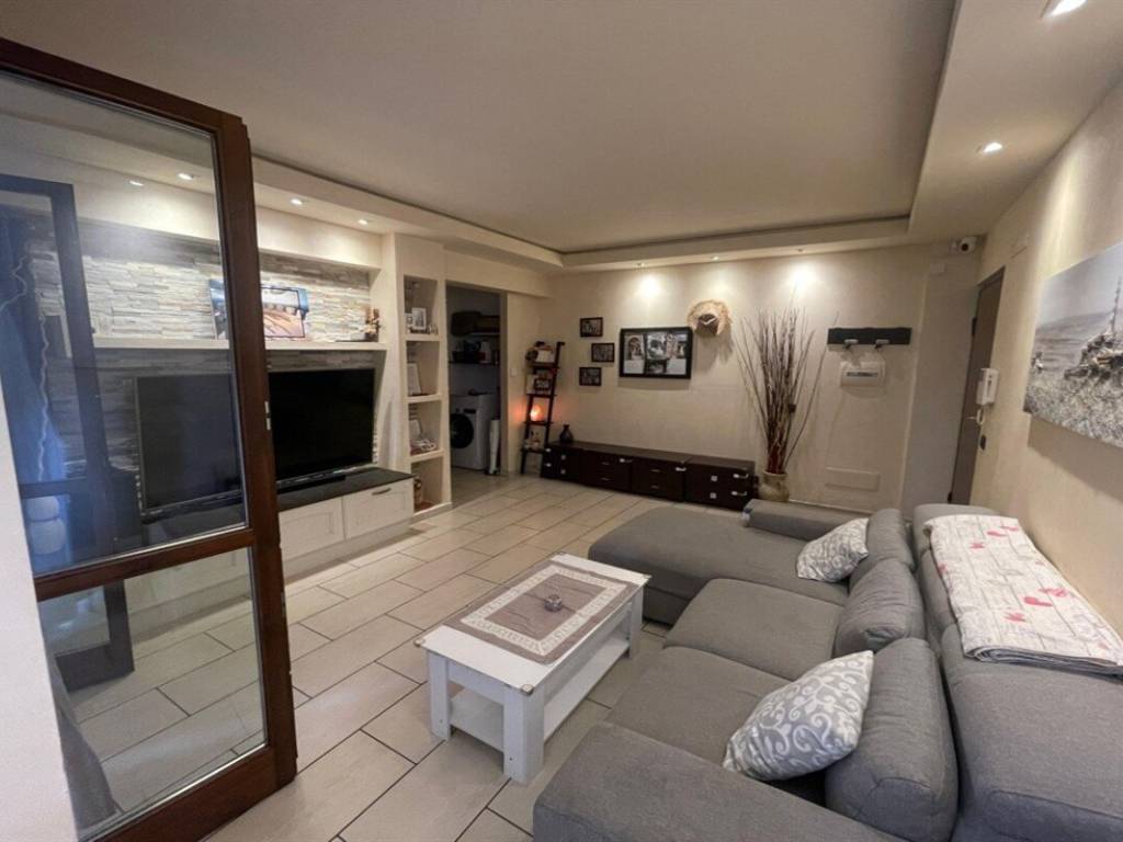 appartamento in vendita a Roma in zona Finocchio