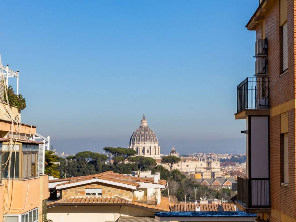 appartamento in vendita a Roma in zona Aurelio