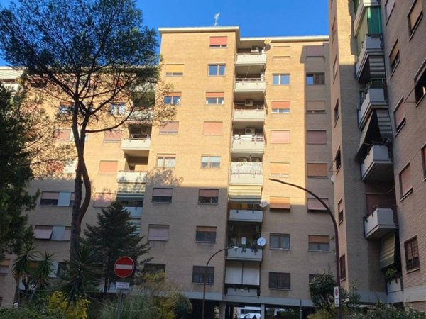 appartamento in vendita a Roma in zona Cinecittà