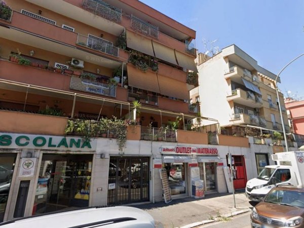 appartamento in vendita a Roma in zona Prenestino-Centocelle