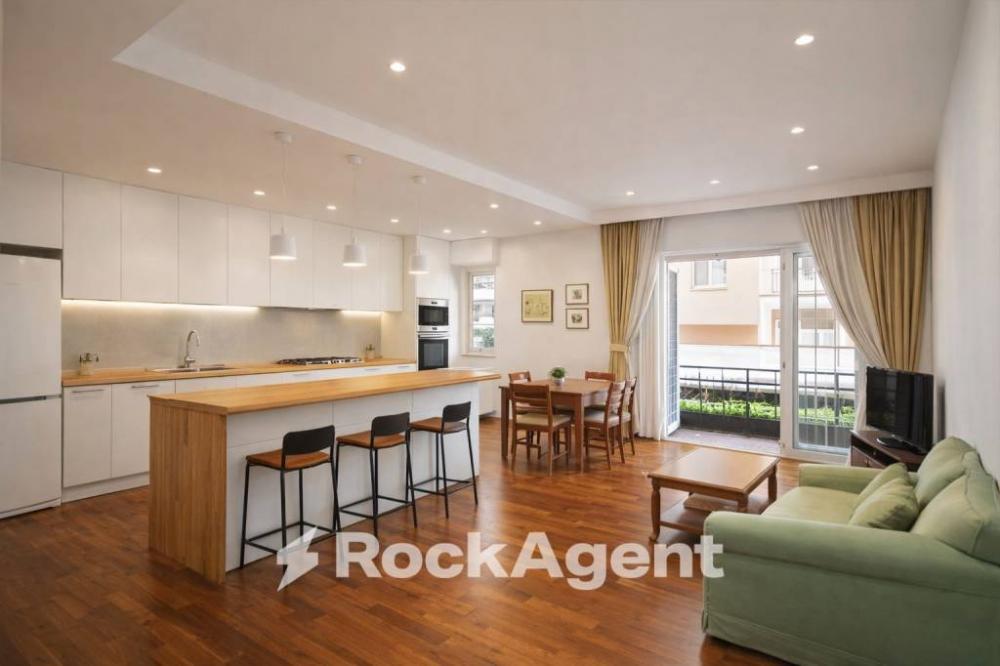 appartamento in vendita a Roma in zona Tor di Quinto