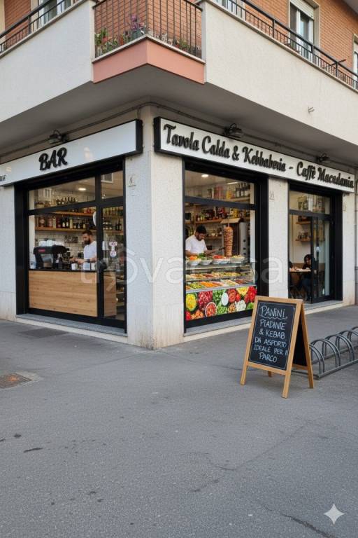 negozio in vendita a Roma in zona Appio Latino