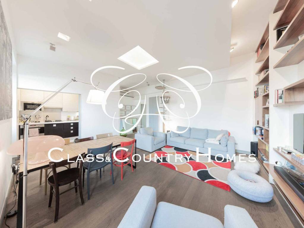 appartamento in vendita a Roma in zona Ostiense