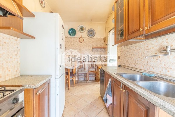 appartamento in vendita a Roma in zona Tuscolano