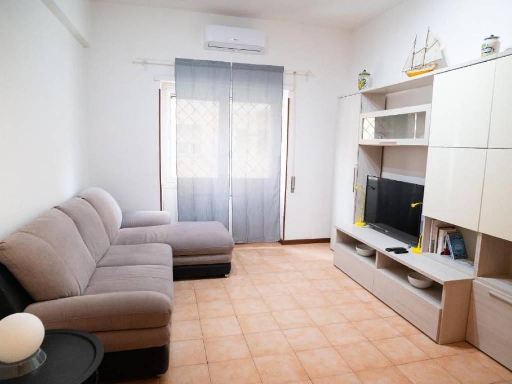 appartamento in vendita a Roma in zona Ostia