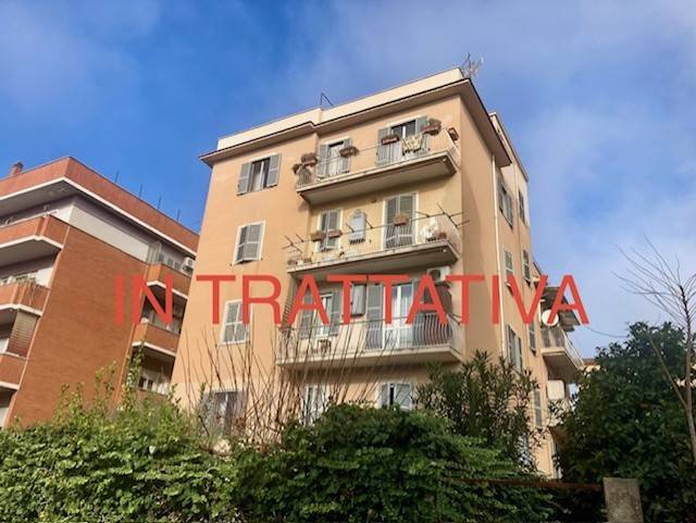 appartamento in vendita a Roma in zona Torre Maura