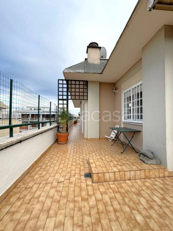 appartamento in vendita a Roma in zona Ostia