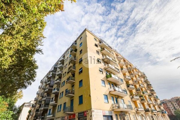 appartamento in vendita a Roma in zona Ostiense