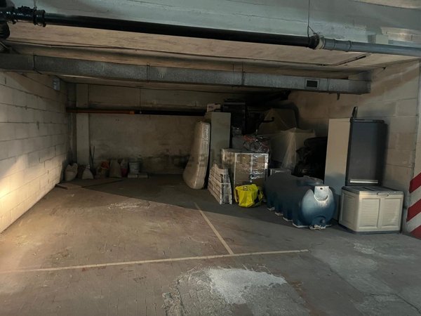 locale di sgombero in vendita a Roma in zona Ostia