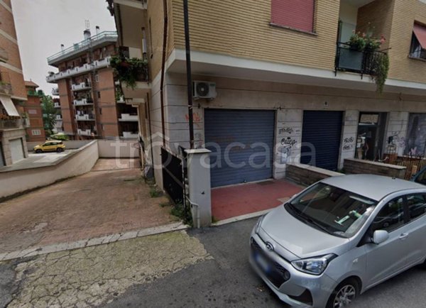 negozio in vendita a Roma in zona Monte Sacro/Talenti