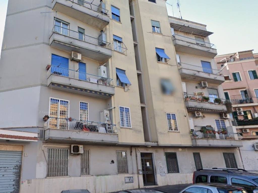 appartamento in vendita a Roma in zona Prenestino-Centocelle