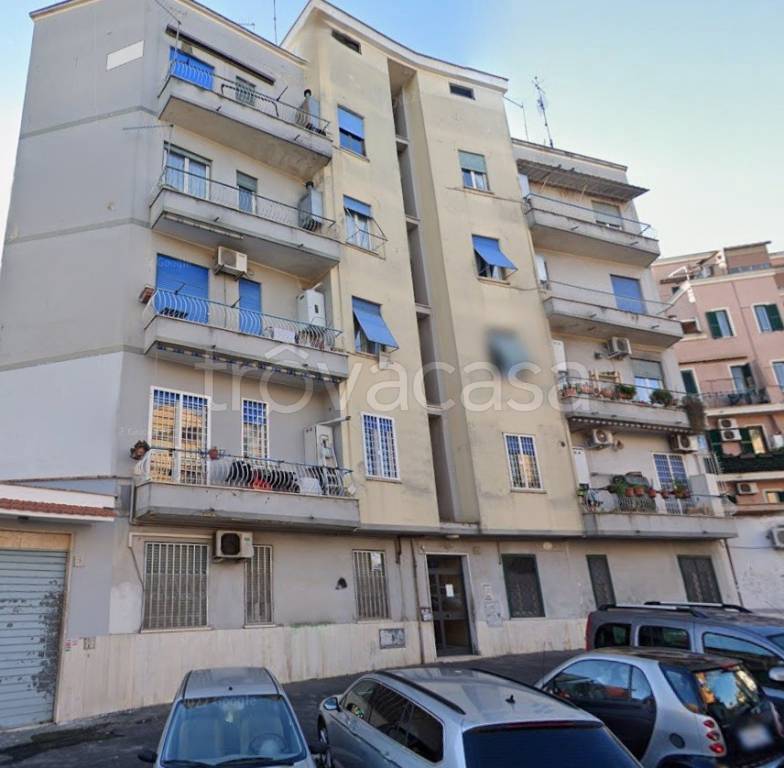 appartamento in vendita a Roma in zona Prenestino-Centocelle