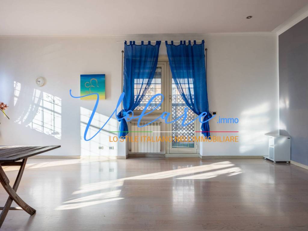 appartamento in vendita a Roma in zona Gianicolense