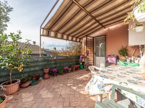 appartamento in vendita a Roma in zona Selva Candida